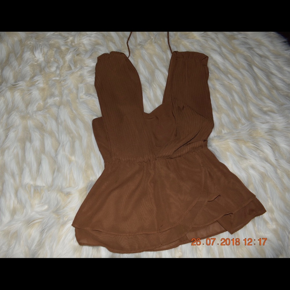 Metallic color top - Picture 2 of 3
